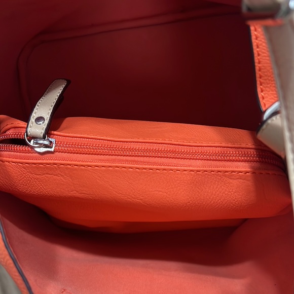 Orange Handbag purse - Picture 4 of 8